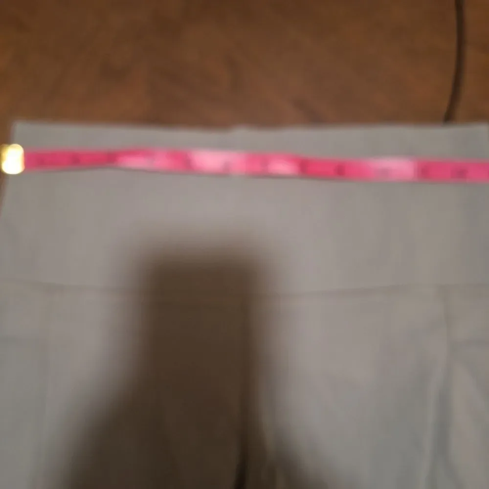 Athleta salutation 7/8 tight small green